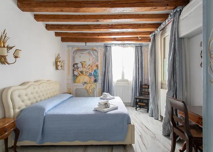 S. Maurizio - شقة البندقية